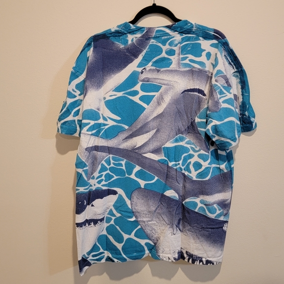 Hammerhead shark allover print t shirt 90s - Picture 3 of 8